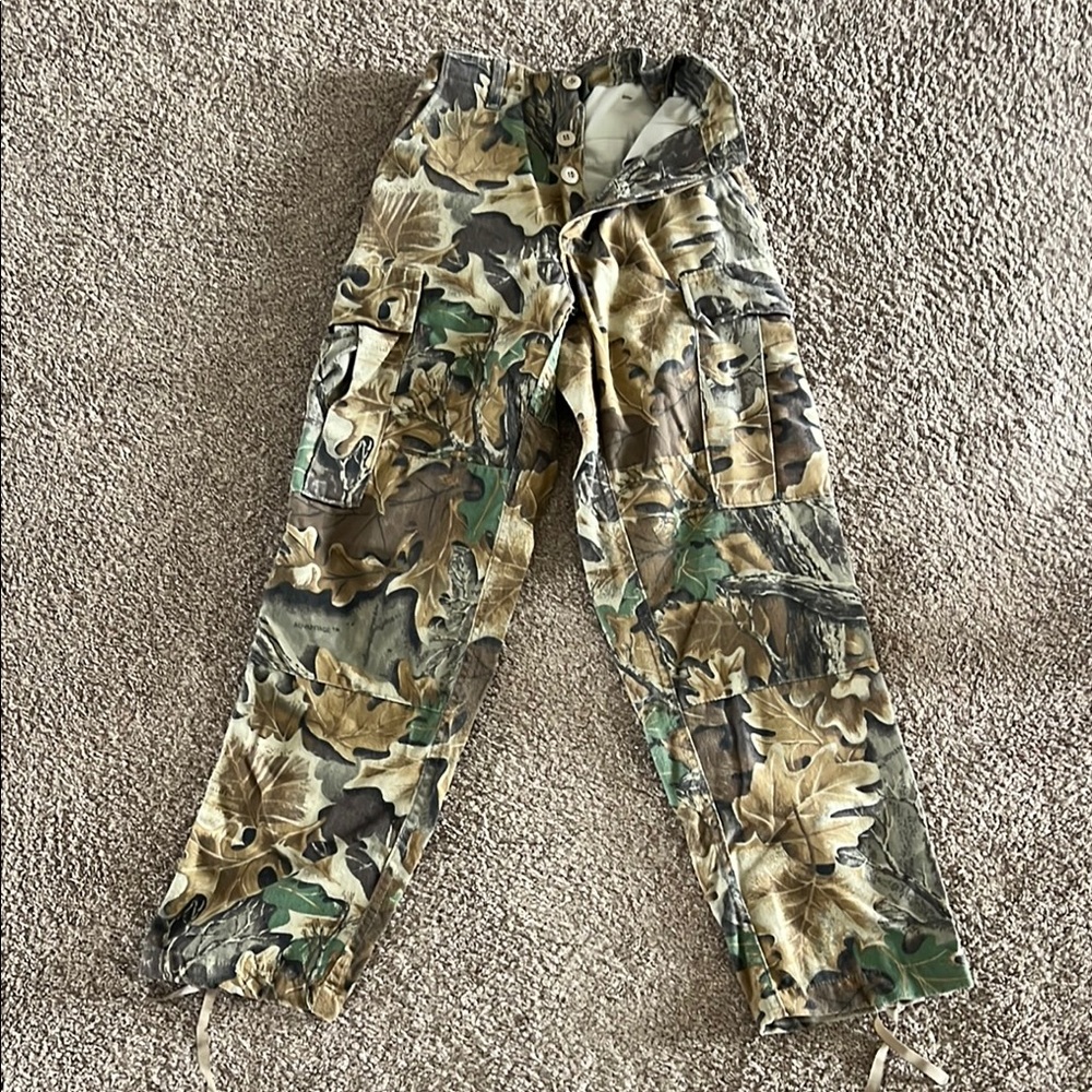 Advantage Camouflage Cargo Pants